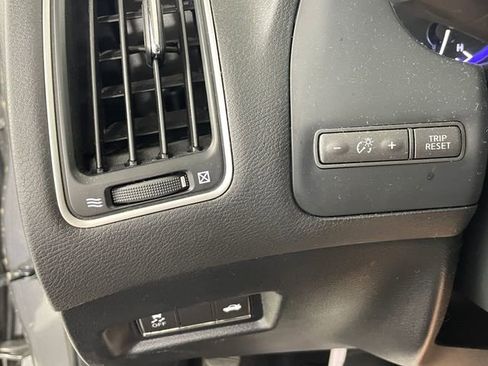 Used 2015 INFINITI Q50 Premium RWD image 10