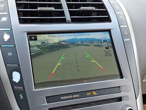 Used 2018 Lincoln MKZ Premiere FWD image 20