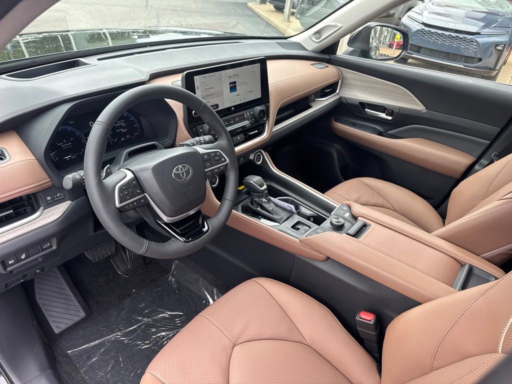 New 2026 Toyota Grand Highlander AWD image 11