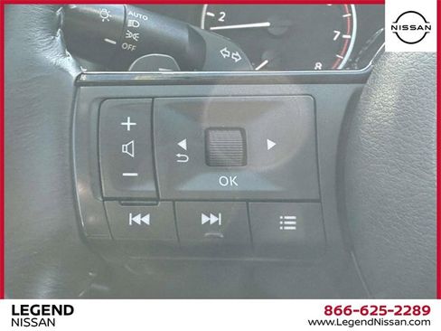 Used 2023 Nissan Rogue SV w/ SV Premium B Package image 19