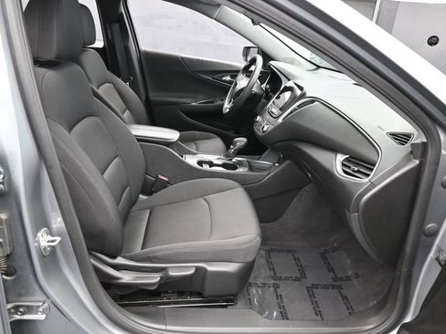 Used 2025 Chevrolet Malibu LT FWD image 37