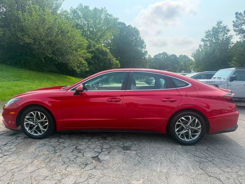 Used 2021 Hyundai Sonata SEL w/ Cargo Package FWD image 3