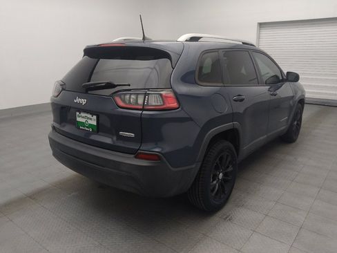 Used 2021 Jeep Cherokee Latitude FWD image 9