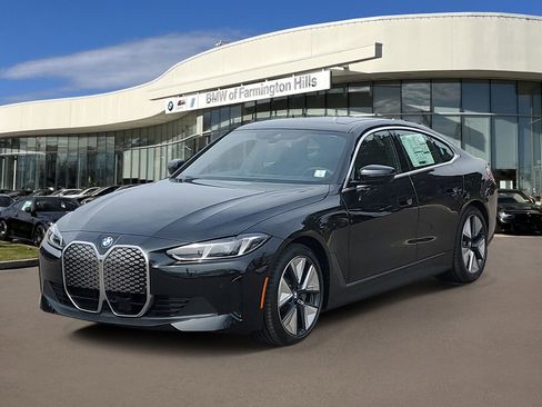 New 2026 BMW i4 xDrive40i w/ Premium Package AWD/4WD image 1