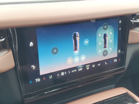 New 2026 Lincoln Navigator Reserve AWD/4WD image 24