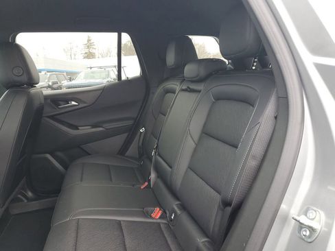 Used 2026 Chevrolet Equinox LT w/ Convenience Package II image 8