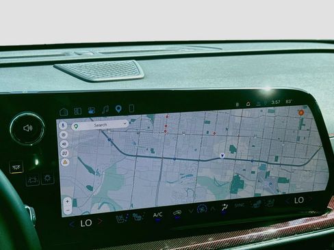 Used 2026 Chevrolet Traverse RS w/ LPO, Floor Liner Package FWD image 17