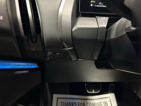 Used 2025 BMW X3 xDrive30i w/ M Sport Package image 17