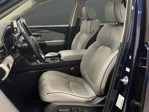 Used 2024 Honda Pilot Elite image 9