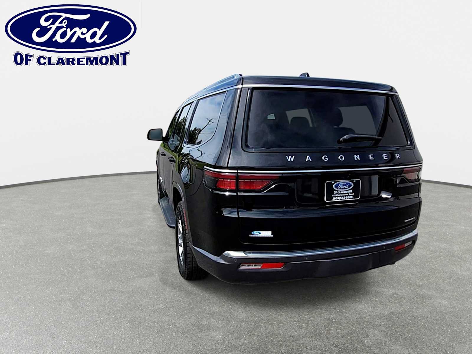 Used 2022 Jeep Wagoneer Series I AWD/4WD image 6