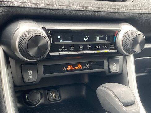 Certified 2025 Toyota RAV4 LE FWD image 23