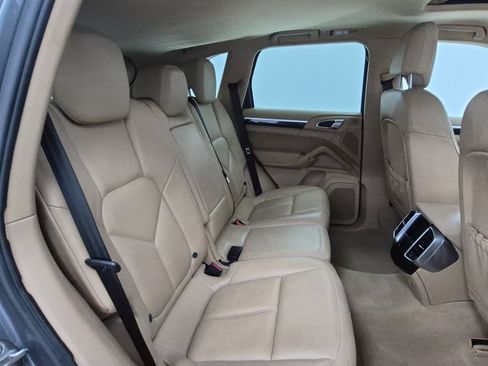 Used 2013 Porsche Cayenne AWD/4WD image 24