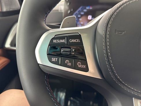 Used 2025 BMW X5 M60i image 8