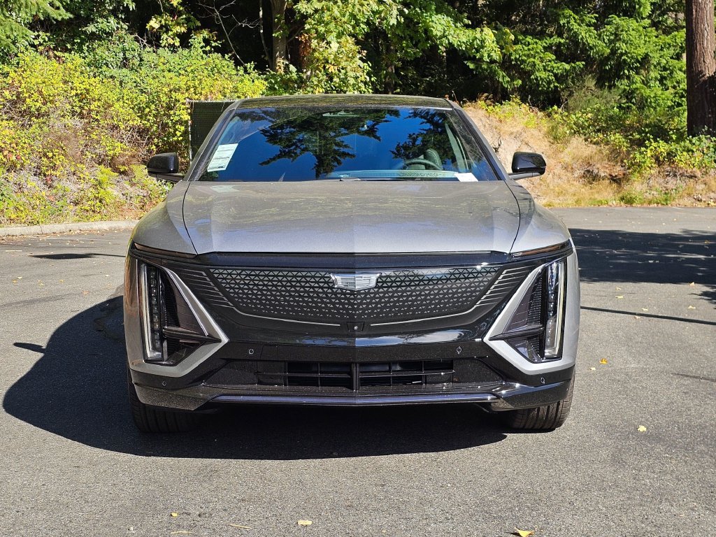 New 2027 Cadillac Lyriq Sport AWD/4WD image 8