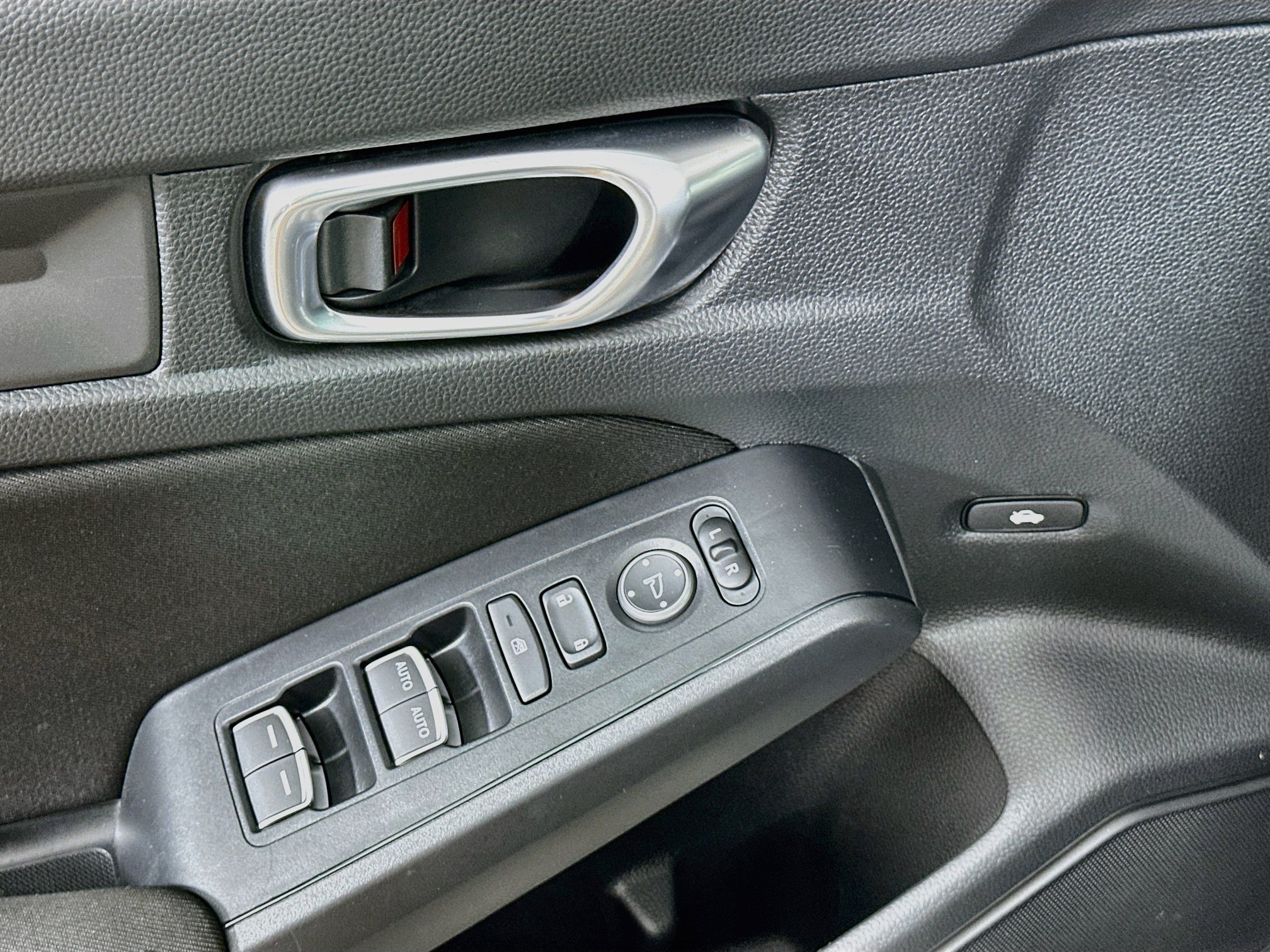 Used 2025 Honda Civic LX image 15