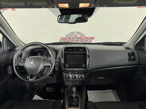 Used 2025 Mitsubishi Outlander Sport LE image 11