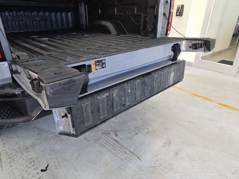 Used 2024 Chevrolet Silverado 2500 ZR2 w/ Technology Package image 23