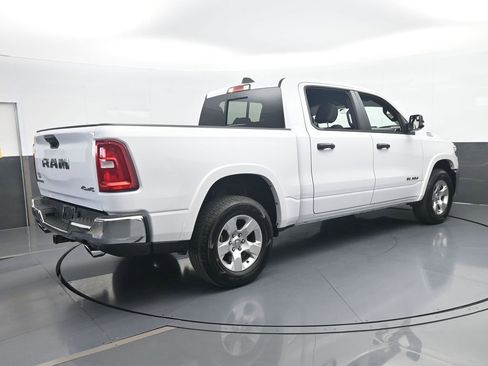Used 2025 RAM 1500 Big Horn AWD/4WD image 6