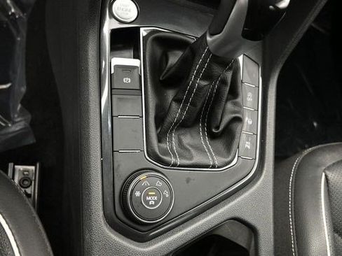 Used 2023 Volkswagen Tiguan SEL R-Line AWD/4WD image 11