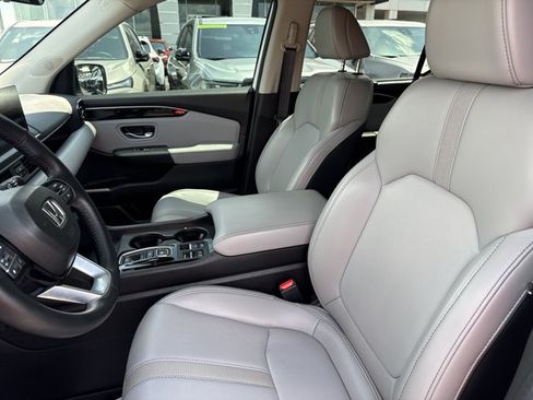 Used 2024 Honda Pilot EX-L image 5