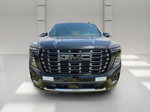 New 2026 GMC Yukon Denali Ultimate AWD/4WD image 2