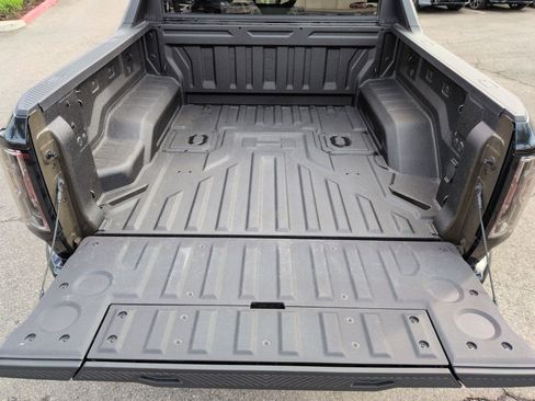 Used 2024 GMC Hummer EV 3X w/ Extreme Off-Road Package image 30