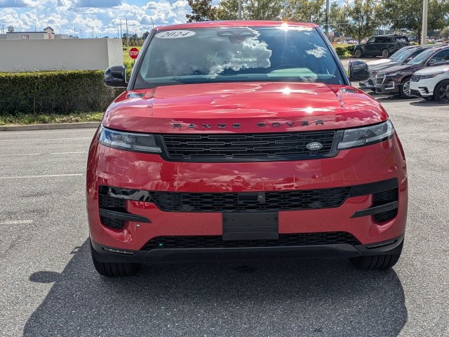 Used 2024 Land Rover Range Rover Sport SE AWD/4WD image 9