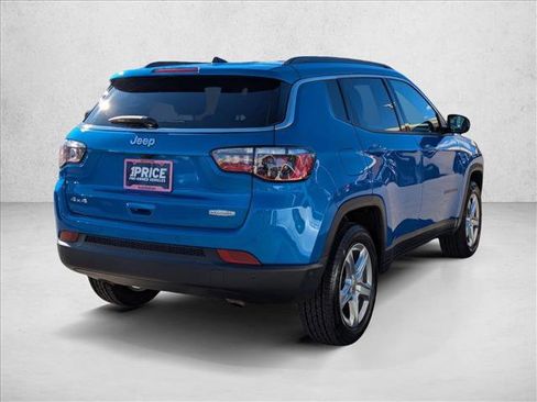 Used 2023 Jeep Compass Latitude w/ Convenience Group image 5