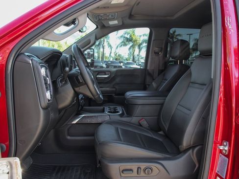 Used 2023 GMC Sierra 3500 Denali w/ Denali Ultimate Package image 19