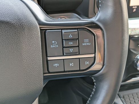 Certified 2026 Ford F350 Platinum AWD/4WD image 19