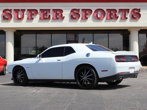 Used 2017 Dodge Challenger R/T Plus image 5