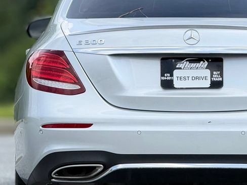 Used 2019 Mercedes-Benz E 300 4MATIC image 16