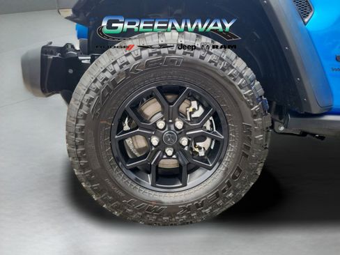 Used 2026 Jeep Wrangler Sport AWD/4WD image 30