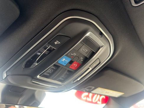 Used 2025 Jeep Grand Cherokee Altitude image 30