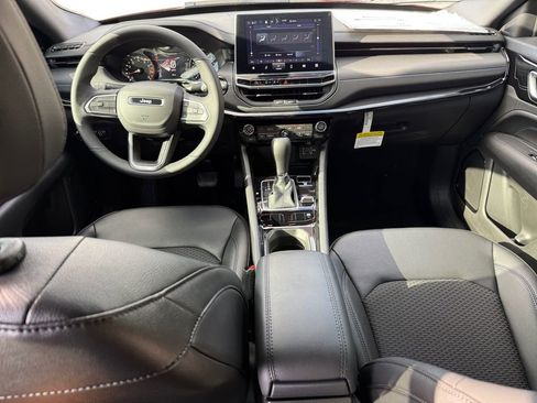 New 2026 Jeep Compass Latitude w/ Quick Order Package 29K image 10