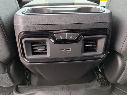 New 2026 Chevrolet Silverado 2500 ZR2 AWD/4WD image 41