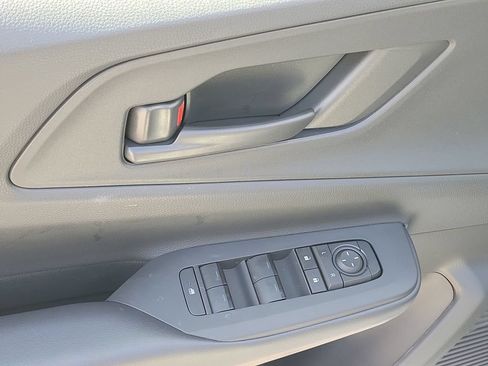 New 2026 Toyota Prius Plug-In Hybrid FWD image 20