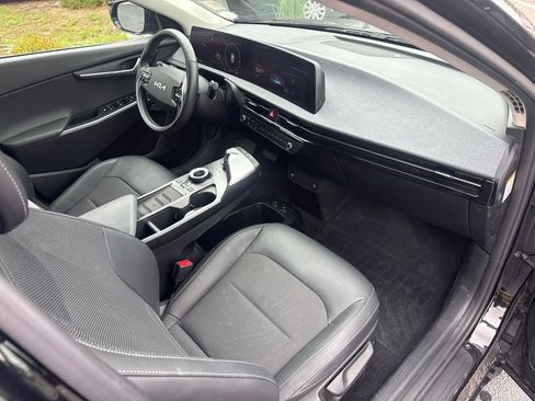 Used 2024 Kia EV6 Light AWD/4WD image 39