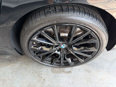 Used 2022 BMW 750i xDrive w/ Executive Package AWD/4WD image 7