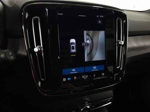 Certified 2023 Volvo XC40 Recharge Ultimate w/ Protection Package Premier image 32