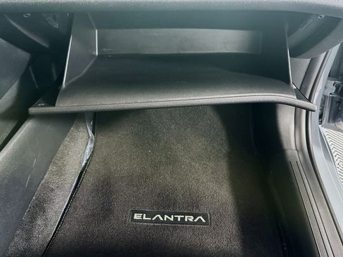 Used 2023 Hyundai Elantra SEL FWD image 32