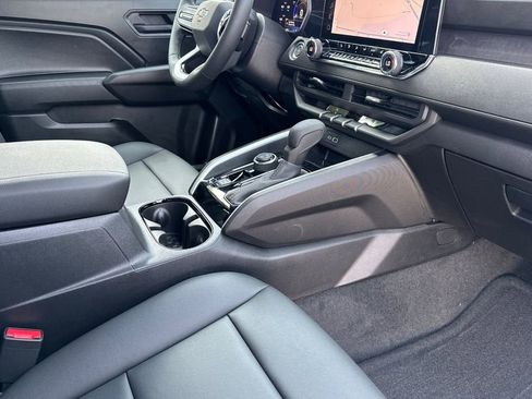 New 2026 Chevrolet Colorado Trail Boss AWD/4WD image 15