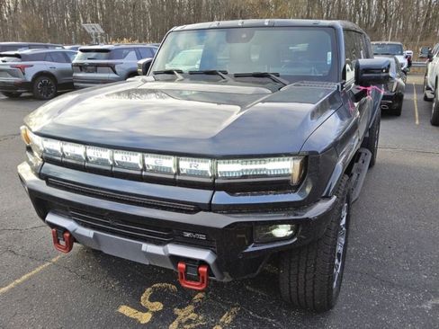 Certified 2025 GMC Hummer EV 3X w/ LPO, Sport Package AWD/4WD image 1