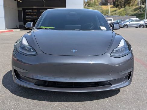 Used 2021 Tesla Model 3 Standard Range Plus image 11