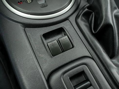 Used 2013 MAZDA MX-5 Miata Sport image 21