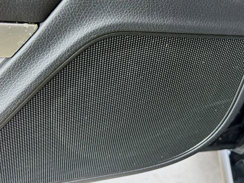 Used 2014 Mercedes-Benz E 350 Coupe image 19