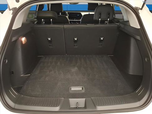 Certified 2024 Chevrolet Trax ACTIV w/ Sunroof Package image 5