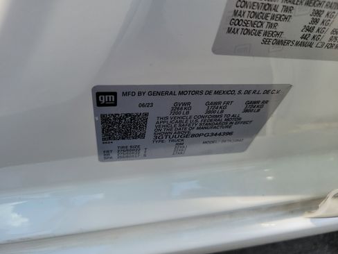 Used 2023 GMC Sierra 1500 Denali w/ Denali Reserve Package AWD/4WD image 31