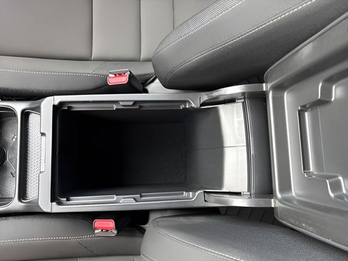 Used 2025 Honda CR-V EX image 32