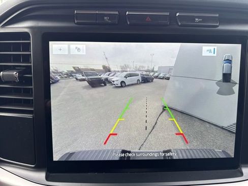 Certified 2022 Ford F150 XLT w/ Equipment Group 302A High image 26